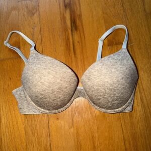 PINK Victoria's Secret Bra 32C Gray Heather Push Up Underwire T Shirt Bra Padded